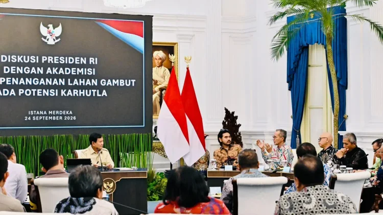 Presiden Bahas Penanganan Kebakaran Lahan Gambut bersama Akademisi