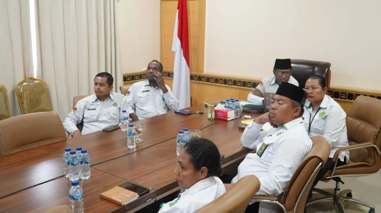 Kemenag Papua Minta Guru Jadi Teladan Penggunaan Gawai