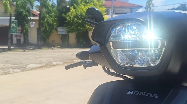 Astra Motor Papua Edukasi Pentingnya Menyalakan Lampu Motor pada Siang Hari