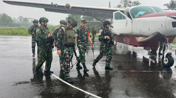 Wapangkoops TNI Habema Cek Kesiapan Satgas Yonif 312 di Nduga