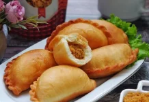 Resep Panada Isi Ikan, Enak dan Gurih