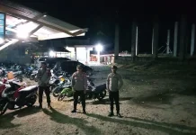 Polres Waropen Melaksanakan Pengamanan Sholat Tarawih