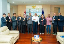 Gubernur Fakhiri Dukung Kesiapan Pertandingan Persipura Malam Hari