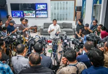 Seskab Teddy Bantah MBG Kurangi Anggaran Pendidikan