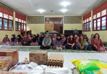 RRI Jayapura Peduli Santri , Salurkan Sembako ke Darul Ma,arif
