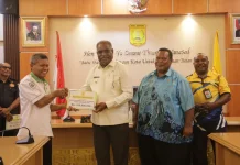 Tujuh Belas Ormas di Kota Jayapura Terima Dana Hibah Rp1,2 Miliar Lebih