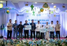 YBM PLN Salurkan Bantuan Lebaran dan Beasiswa Pendidikan di Papua