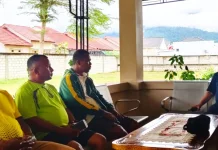 Denny Bonai Suntik Motivasi Dukungan PS Yapen di Liga 4 2026