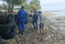 Satpolairud Polres Sarmi Tinjau Warga di Kampung Armo