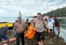 Mayat Nelayan Ditemukan di Perahu di Pantai Hamadi