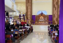 Fragmen Penyaliban Warnai Ibadah Jumat Agung di Jayapura