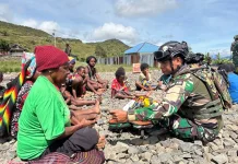 Satgas TNI Hadirkan Layanan Kesehatan ke Pedalaman Puncak Jaya