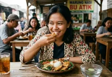 Menelaah Kebersihan Makan Pakai Tangan: Jorok atau Tidak?