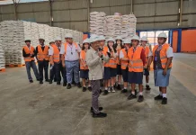 Berkunjung ke Bulog, Siswa SMA Kalam Kadus Perluas Wawasan Ketahanan Pangan