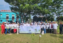 PLN IP Holtekamp Tanam Ratusan Pohon, Wujud Nyata Peduli Bumi
