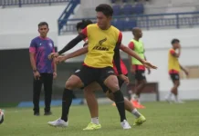 Persela Optimis Tantang Persipura