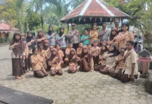 Dekatkan Polri dengan Pelajar, Bhabinkamtibmas Muara Tami Sambangi Sekolah