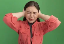 Telinga Tiba-Tiba Terasa Panas? Ini Fakta Kesehatan yang Perlu Diketahui
