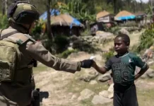 Jaga Kamtibmas, Satgas ODC Menggelar Patroli Humanis di Sinak