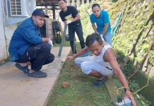 Perkuat Sistem Antena, RRI Jayapura Lakukan Pemasanga Grounding di Ifar Gunung