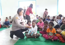 Persekutuan Oikumene Polda Papua Gelar Menggeler Kunjungan Kasih ke Panti Asuhan