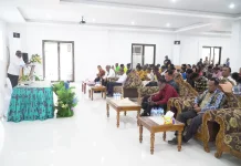 Abisai Rollo Ajak Umat Jaga Damai dan Bangun Jayapura