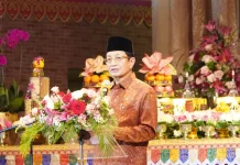 Menag Apresiasi Peran Umat Buddha Jaga Kerukunan di Momen Waisak 2570 BE