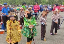 Ribuan Anak TK di Kab. Jayapura Meriahkan Senam & Drumband Bersama Bunda PAUD