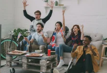 Kiat Nobar Bola yang Seru dan Asyik