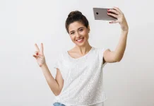 Mengenali Kepribadian Orang yang Jarang Mengganti Foto Profil