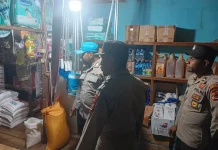 Hadirkan Rasa Aman bagi Pedagang di Pasar Kelila, Polsek Kelila Gelar Patroli