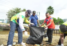 Abisai Ajak Warga Jaga Jayapura Tetap Bersih