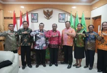 Dirjen Bimas Katolik Kemenag Tinjau Pembangunan SMAKN Keerom
