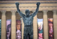 Kutukan Patung Rocky Hantui Suporter di Philadelphia