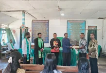 Polsek Bonggo Serahkan Bantuan Bahan Bangunan ke Panitia Pembangunan Gereja
