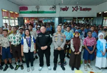 Bid Humas Polda Papua Berikan Edukasi Pencegahan Perundungan kepada Pelajar SMA
