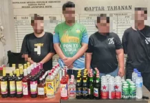 Satresnarkoba Polresta Jayapura Kota Sita Puluhan Botol Miras Ilegal