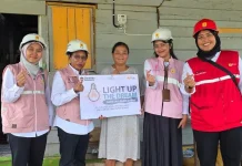 PLN Salurkan Bantuan Listrik Gratis Melalui Program "Light Up The Dream" di Merauke
