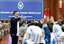 Ratusan Pelajar Jadikan Istana Ruang Belajar Inspiratif