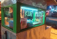 Kuliner Tradisional Nusantara Kue Putu Masih Ada dan Digemari di Jayapura
