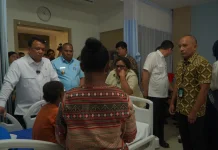 Wakil Kepala BGN dan Wamendagri Tinjau Penanganan Pasien Keracunan MBG di RSUP