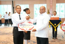 Gubernur: Pengabdian Paskibraka untuk Papua Tak Berakhir