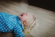 Cara Tepat Atasi Anak Tantrum