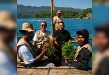 Denny Bonai Dorong Budi Daya Rumput Laut Sarawandori Jadi Penggerak Ekonomi Papua