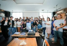 Ekspedisi Trikora Dibukukan lewat Mengintip Sepotong Surga