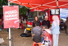 Telkomsel Salurkan Bantuan dan Internet Gratis bagi Korban Kebakaran di Jayapura