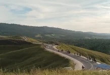Menyusuri Keindahan Alam Bukit Bongge Kabupaten Jayapura
