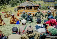 Koops TNI Habema dan Pemkab Intan Jaya Buka Akses Pelayanan di Ugimba