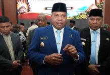 Gubernur Fakhiri Minta PT Irian Bhakti Papua Selesaikan Gaji dan Pesangon
