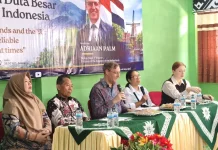 Kuliah Umum UM Papua Dorong Mahasiswa Berpikir Kritis